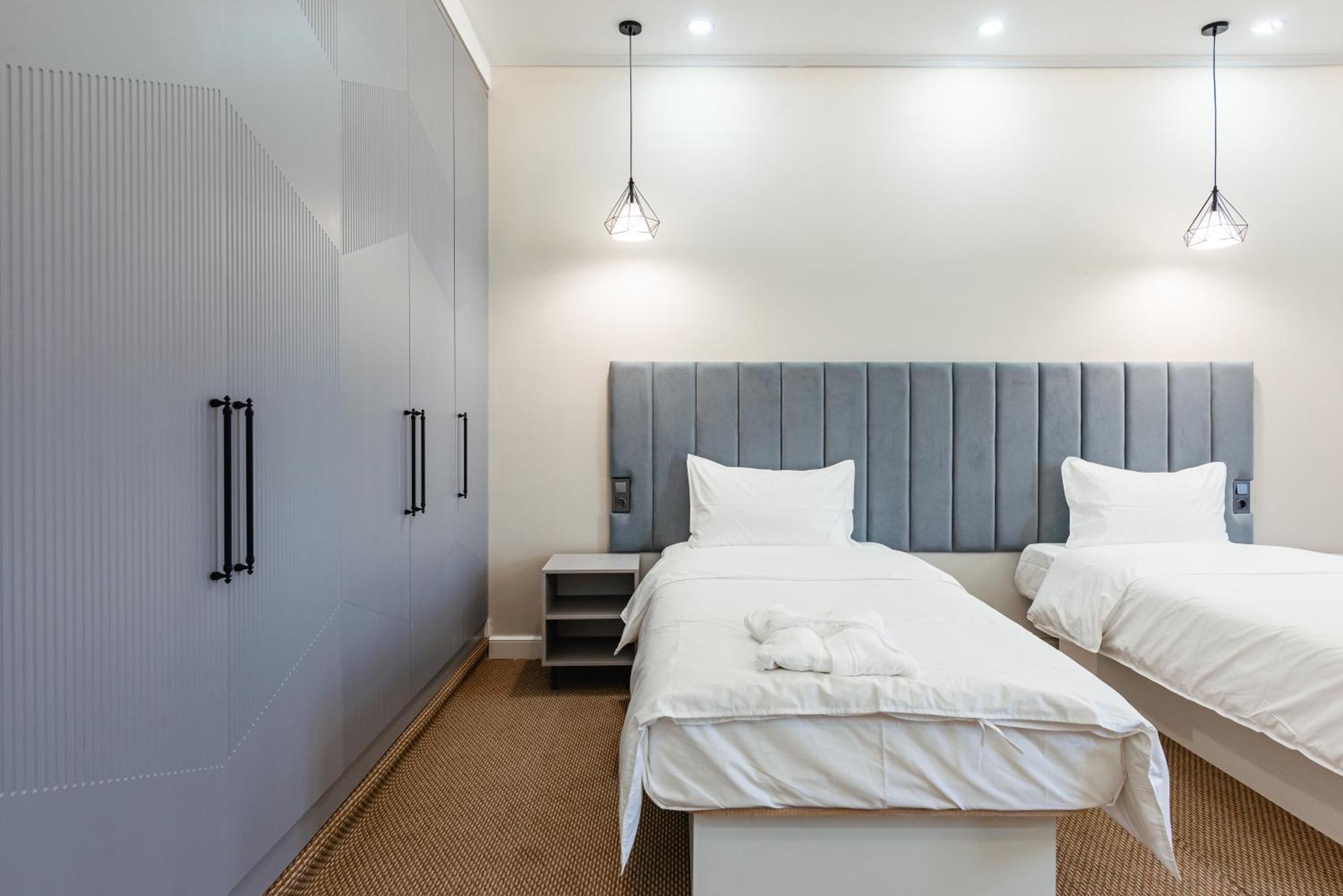 Aykun Hotel Ałma Ata Zewnętrze zdjęcie