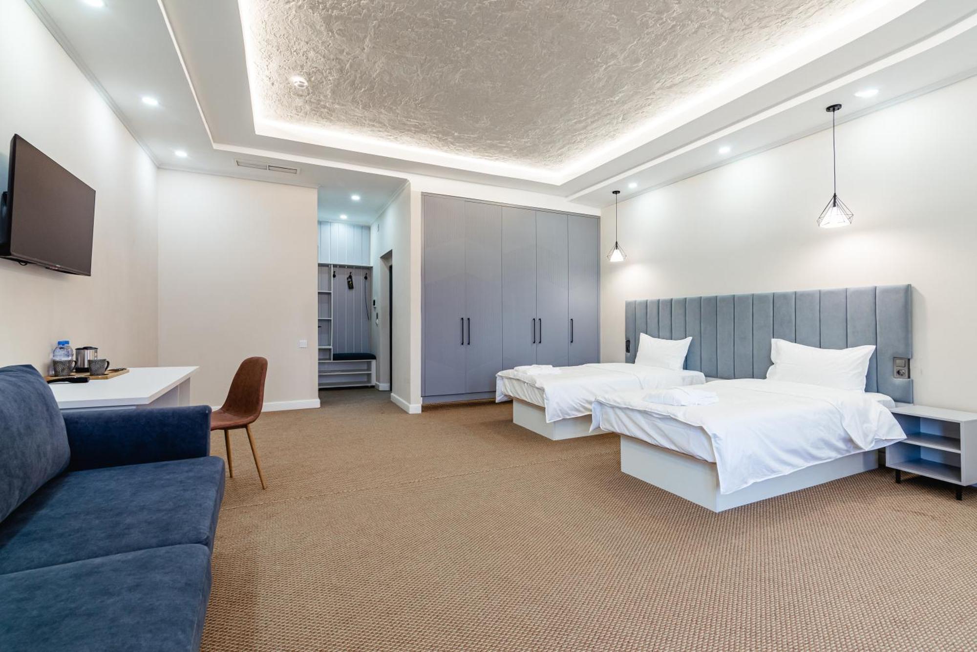 Aykun Hotel Ałma Ata Zewnętrze zdjęcie