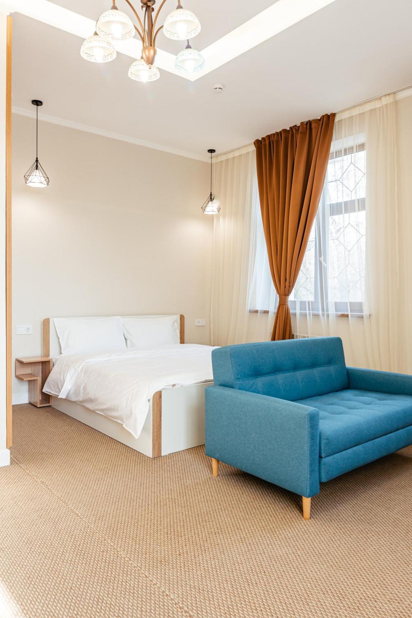 Aykun Hotel Ałma Ata Zewnętrze zdjęcie