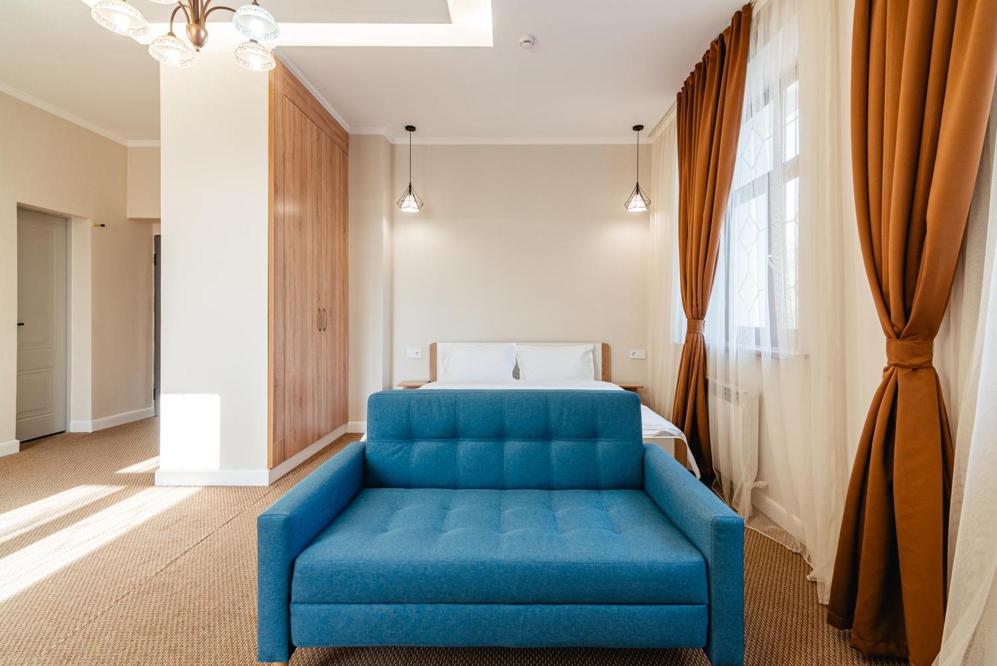Aykun Hotel Ałma Ata Zewnętrze zdjęcie