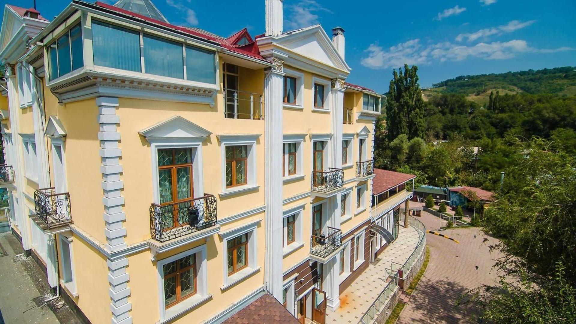 Aykun Hotel Ałma Ata Zewnętrze zdjęcie